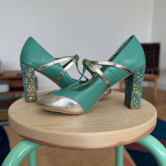 ModCloth “Strut in the World” Seafoam Glittery Heels - Picture 5 of 11